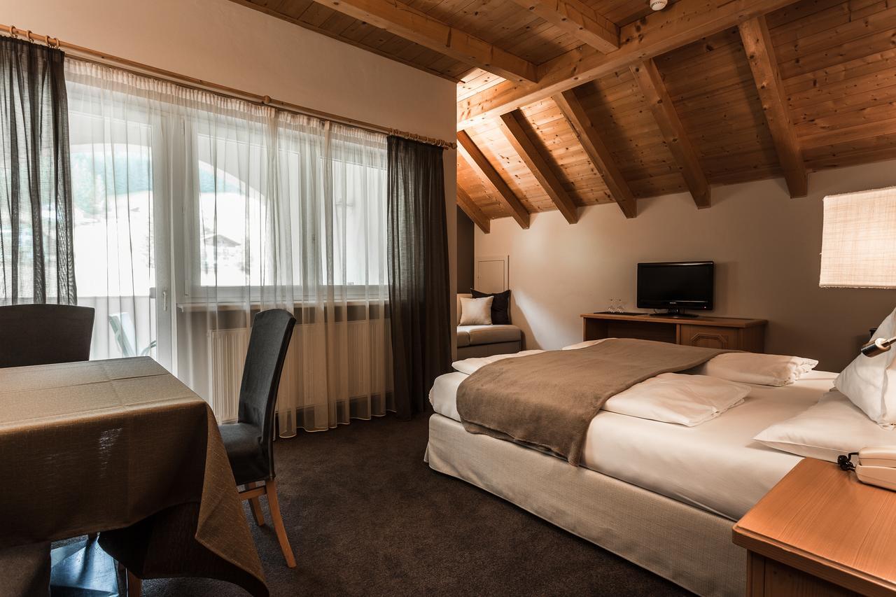 Hotel Garni Villa Park Ortisei Exterior foto